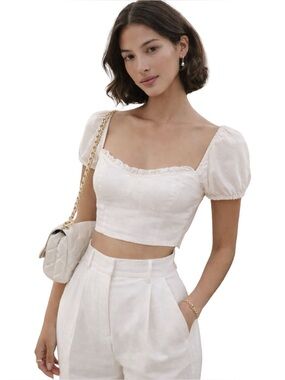 Aritzia Wilfred Wander White Linen Blouse Small Puff Sleeve Sweetheart Neckline